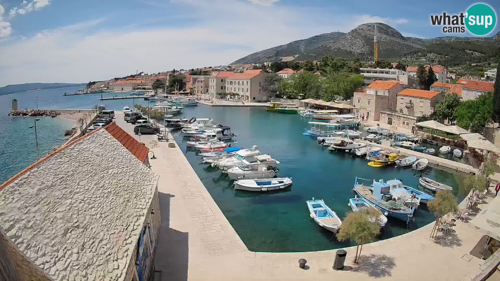 Webcam Bol Harbour – Live View of Bol Riva & Marina