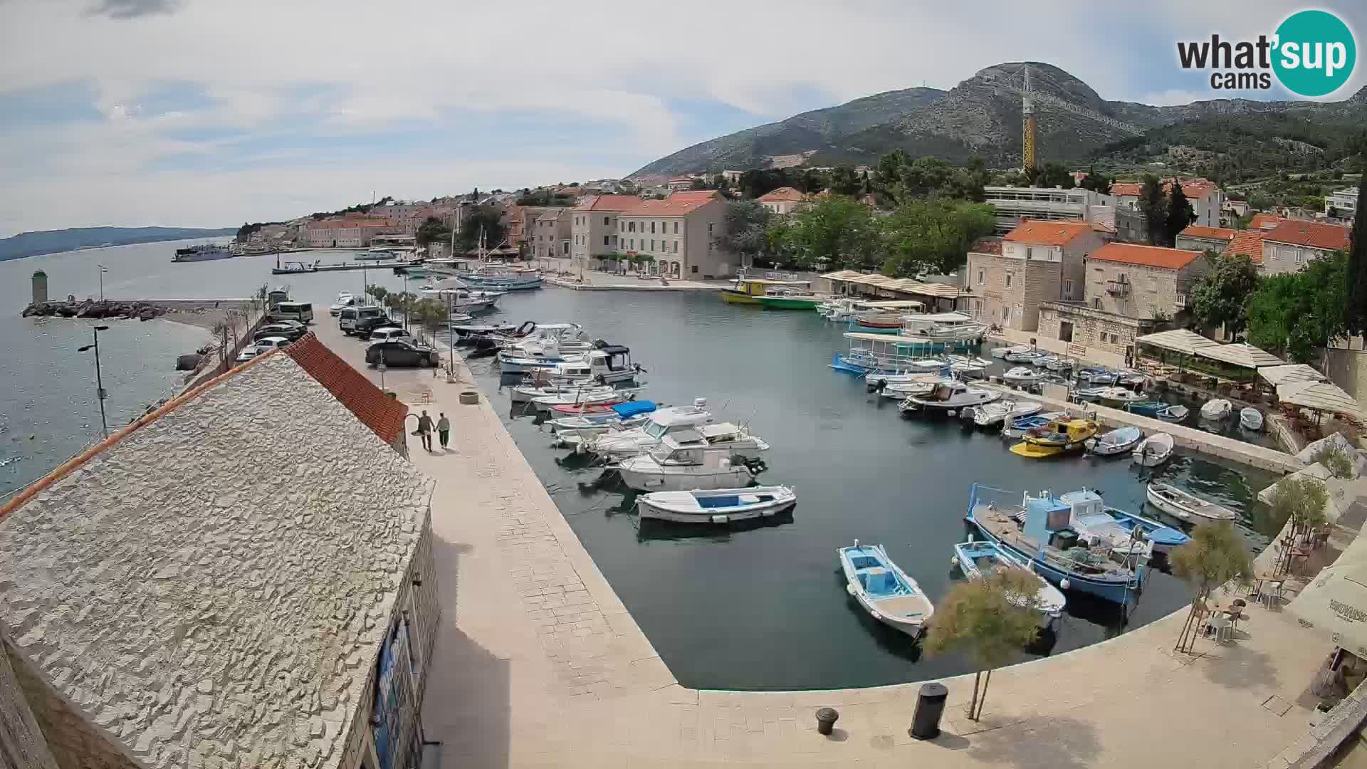 Webcam Bol Hafen – Liveblick auf Bol Riva & Marina