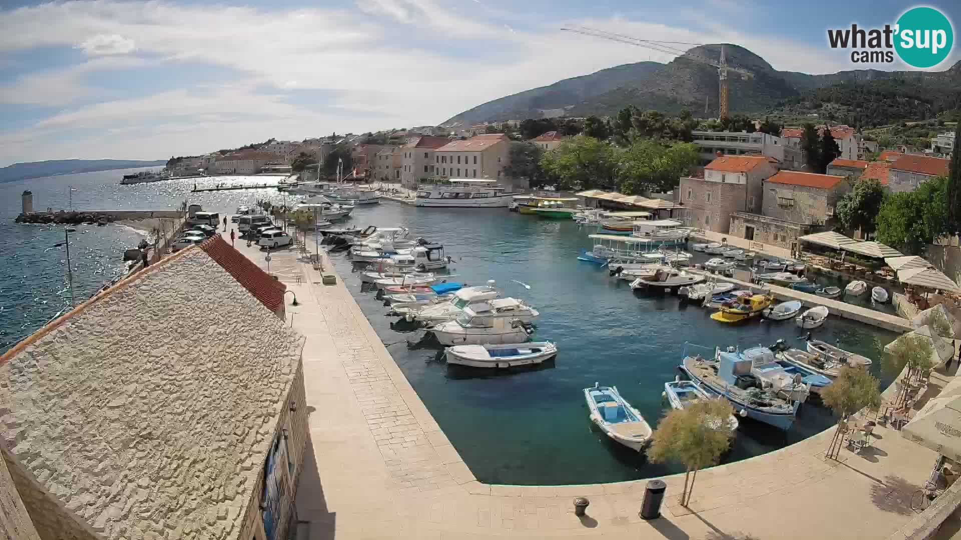 Webcam Bol Hafen – Liveblick auf Bol Riva & Marina