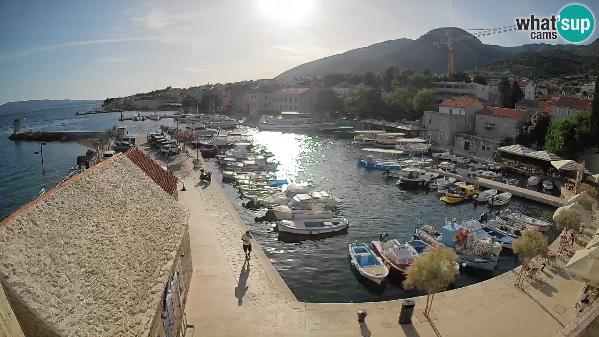 Webcam Bol Harbour – Live View of Bol Riva & Marina