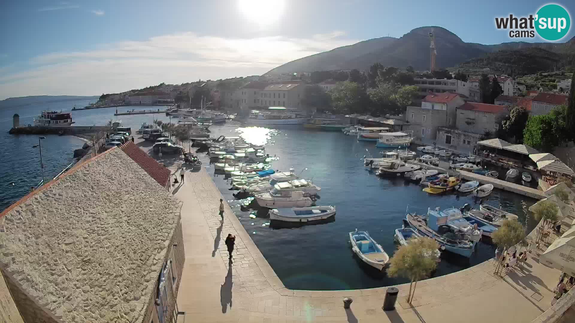 Webcam Bol Harbour – Live View of Bol Riva & Marina