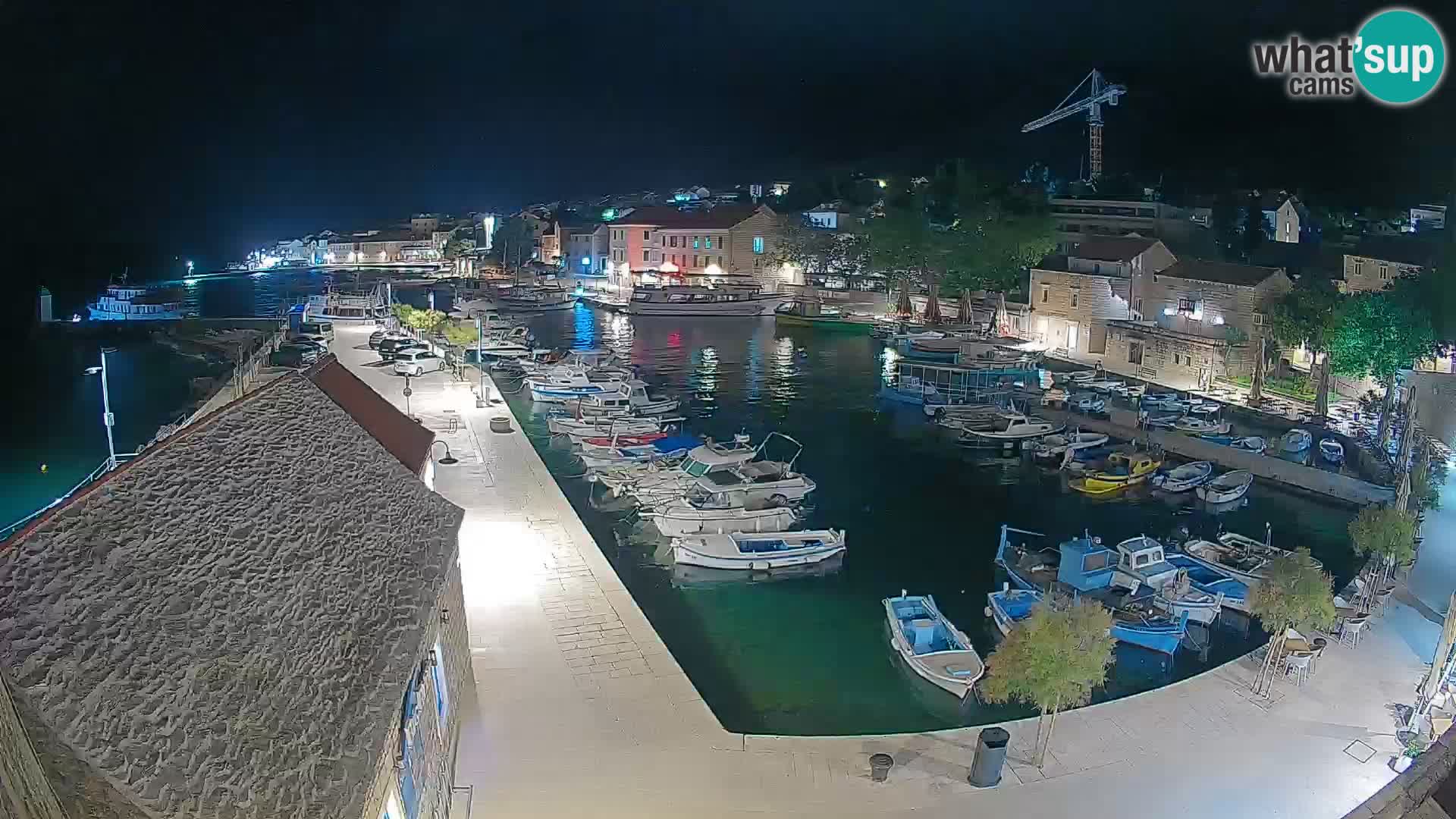 Webcam Bol Harbour – Live View of Bol Riva & Marina
