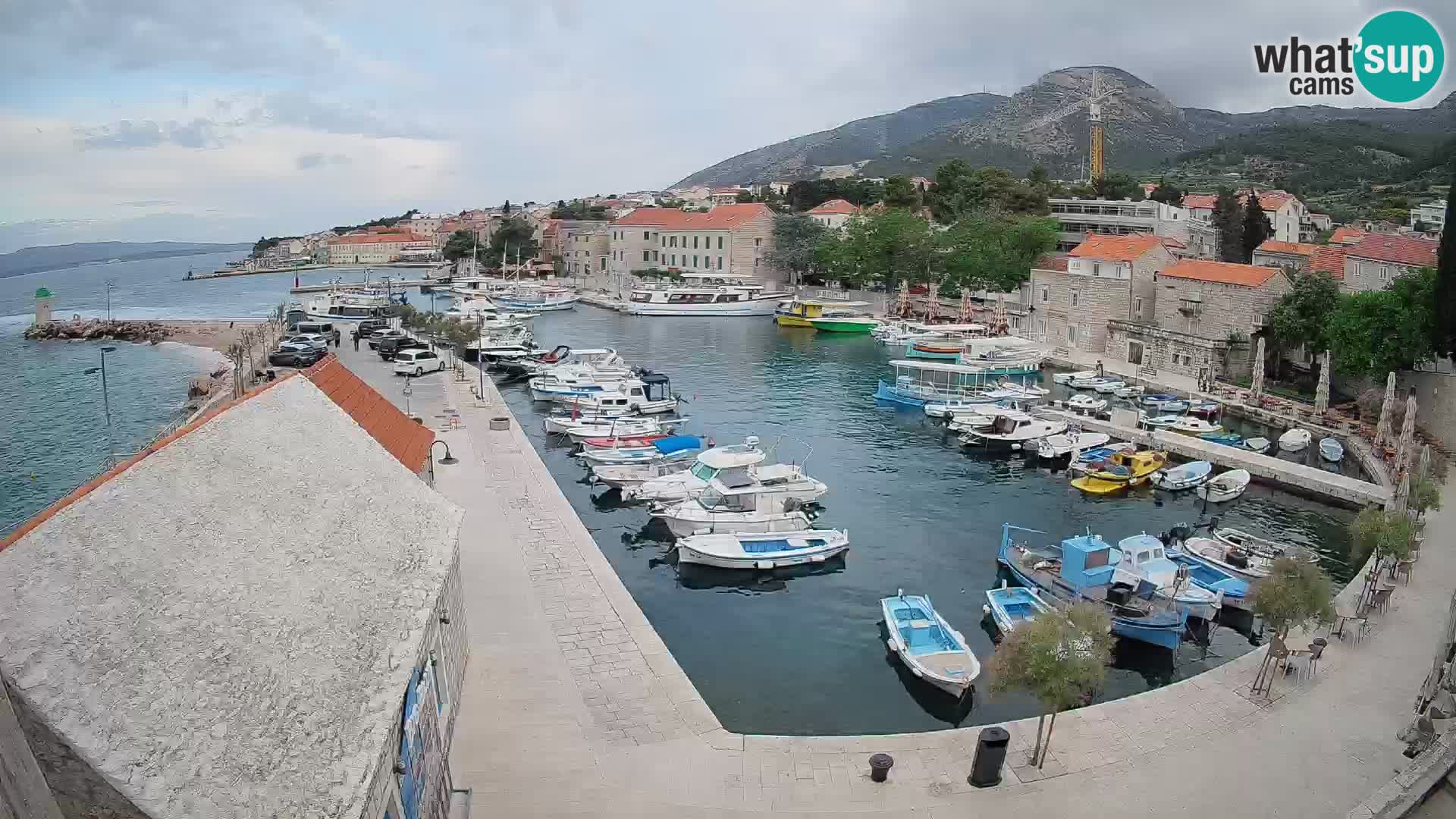 Webcam Bol Hafen – Liveblick auf Bol Riva & Marina