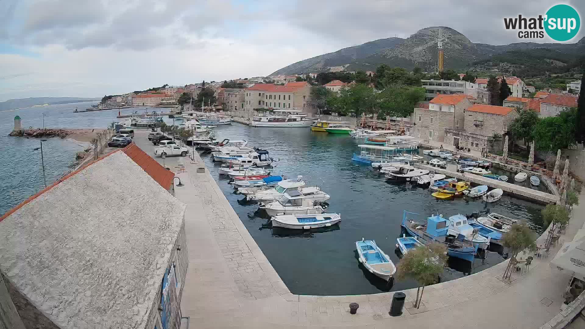 Webcam Bol Harbour – Live View of Bol Riva & Marina