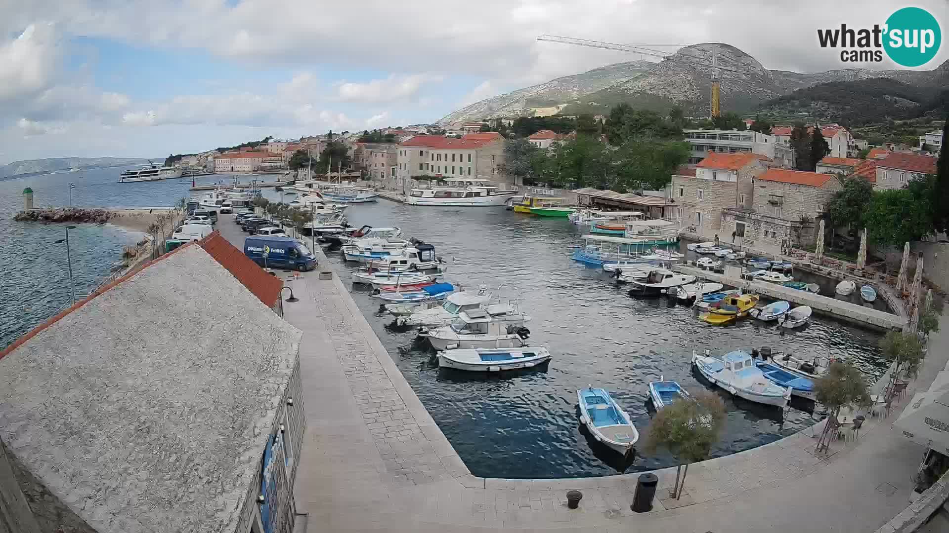 Webcam Bol Harbour – Live View of Bol Riva & Marina
