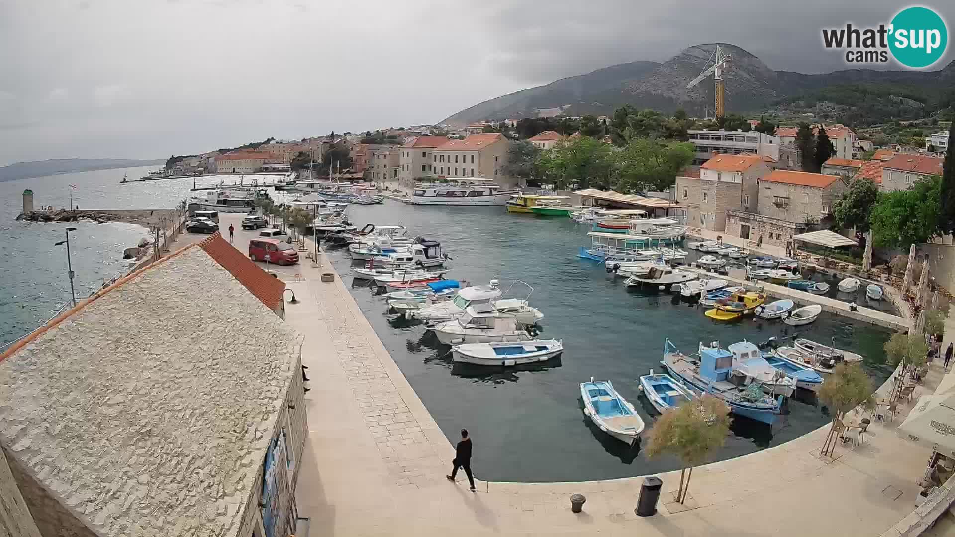 Webcam Bol Harbour – Live View of Bol Riva & Marina