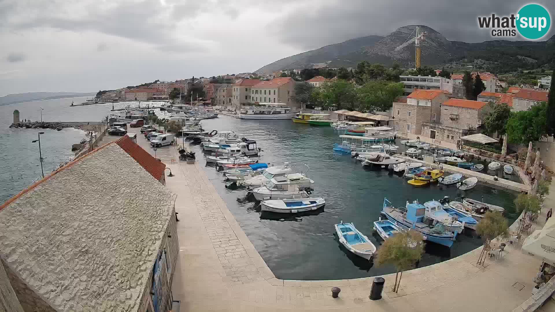 Webcam Bol Hafen – Liveblick auf Bol Riva & Marina