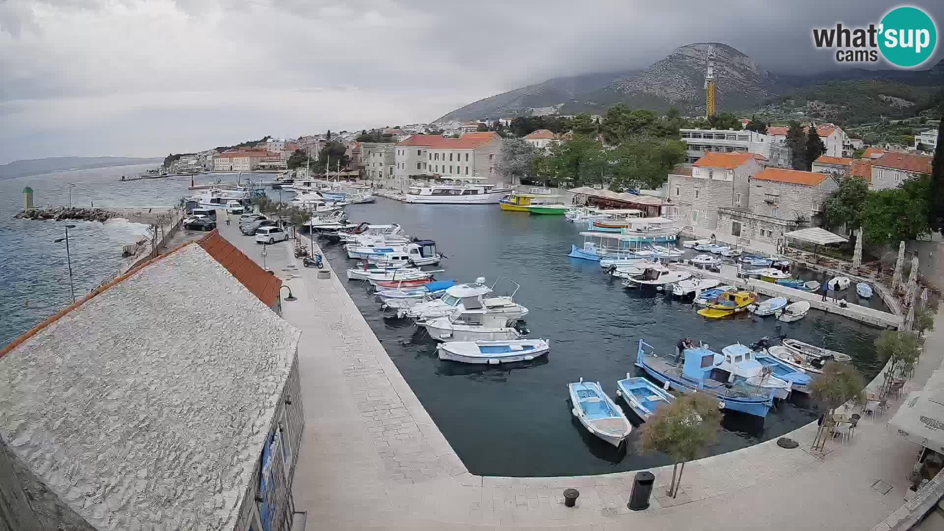 Webcam Bol Hafen – Liveblick auf Bol Riva & Marina
