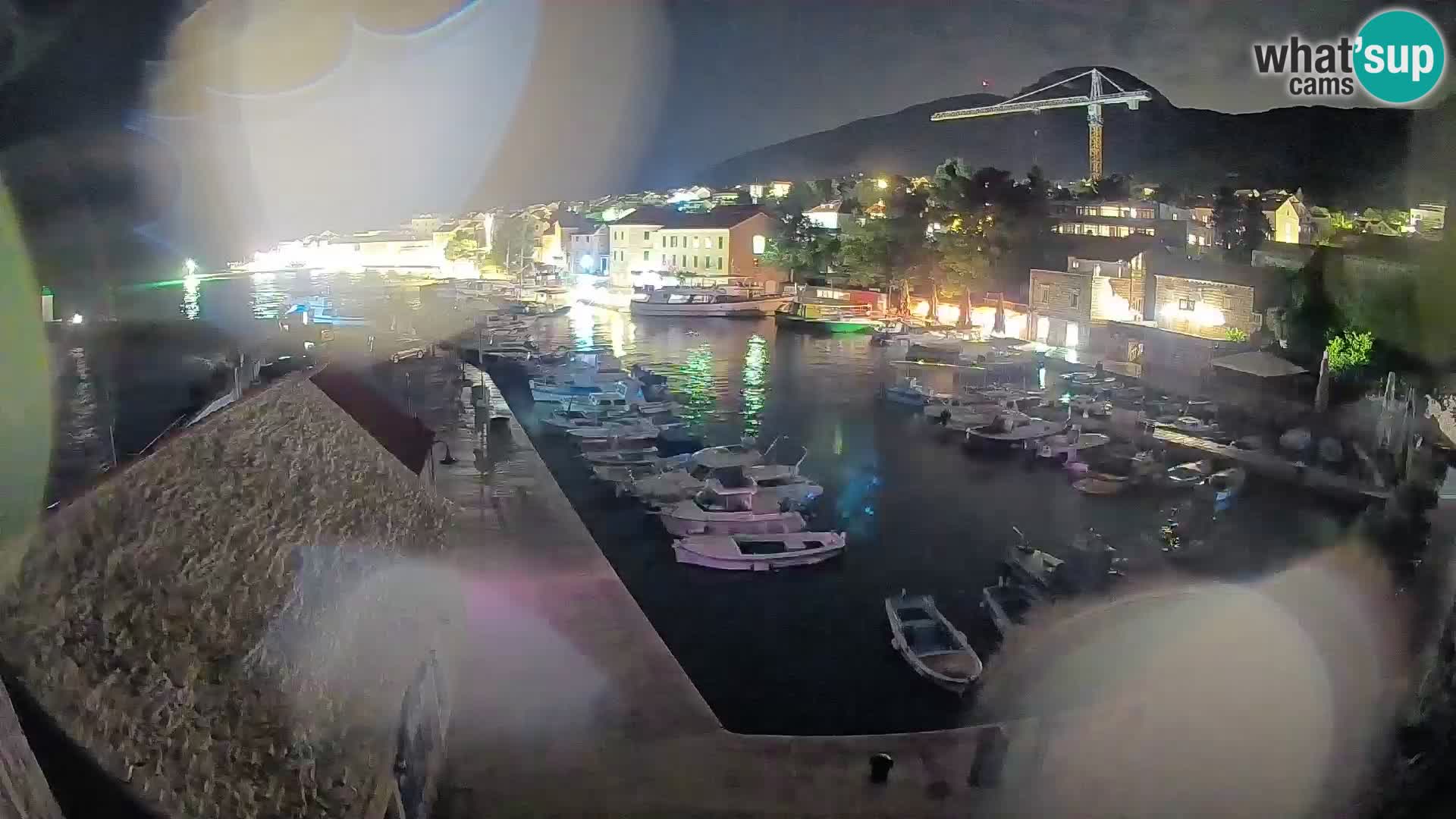 Webcam Bol Harbour – Live View of Bol Riva & Marina
