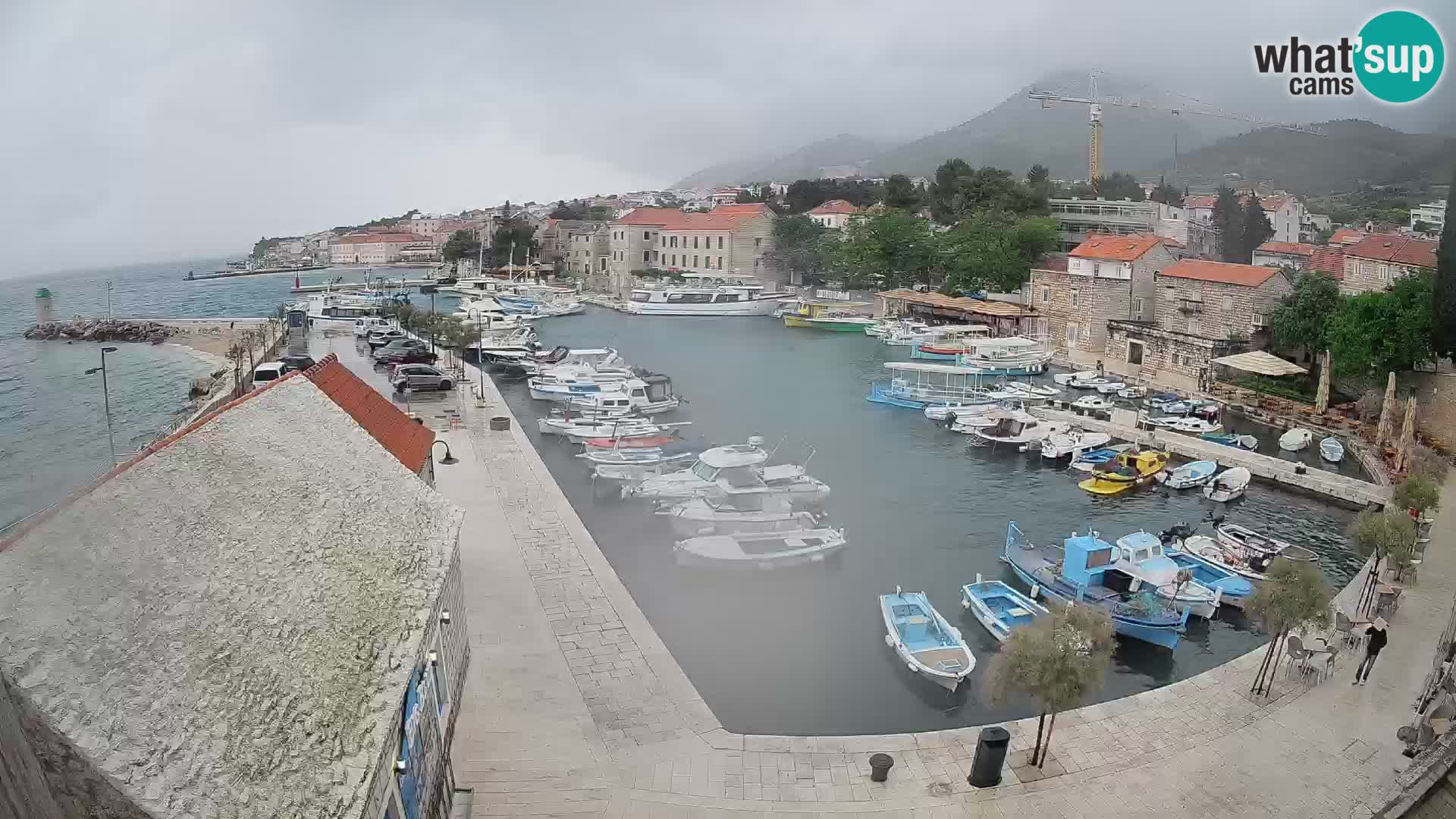 Webcam Bol Harbour – Live View of Bol Riva & Marina