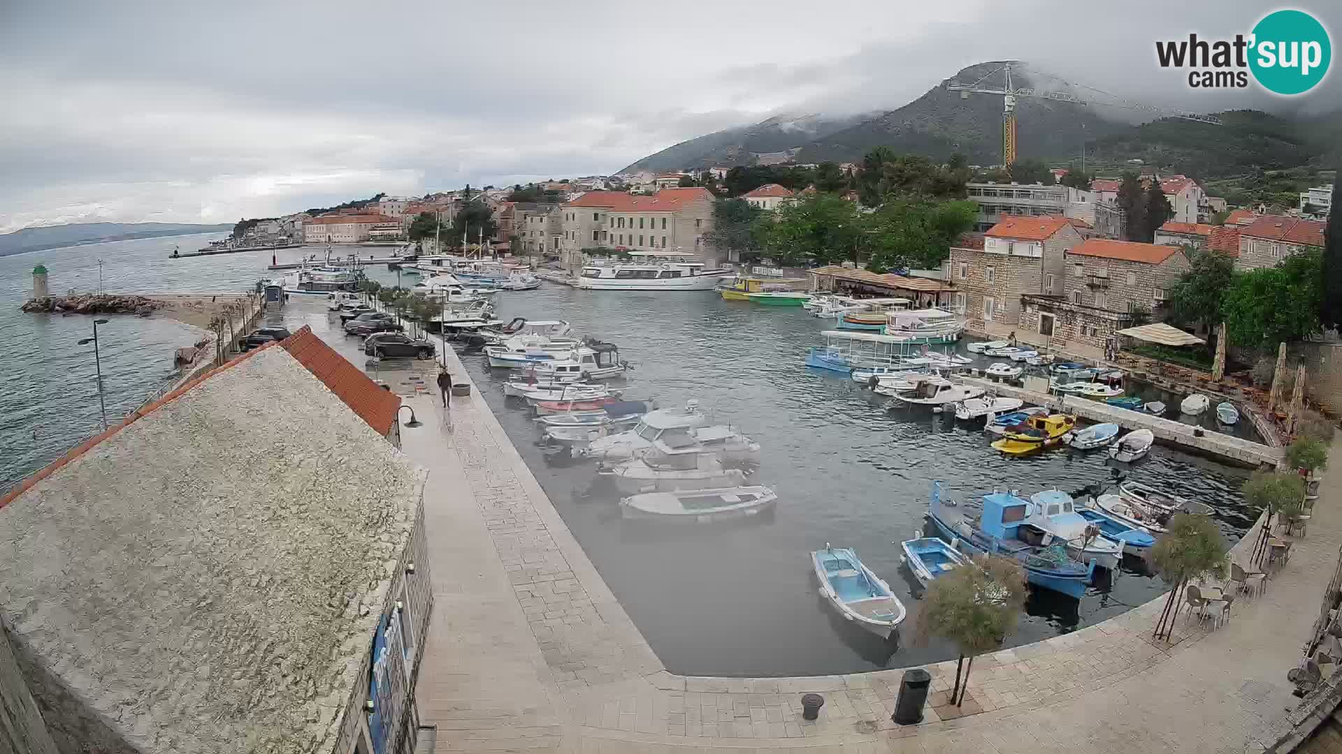 Webcam Bol Harbour – Live View of Bol Riva & Marina