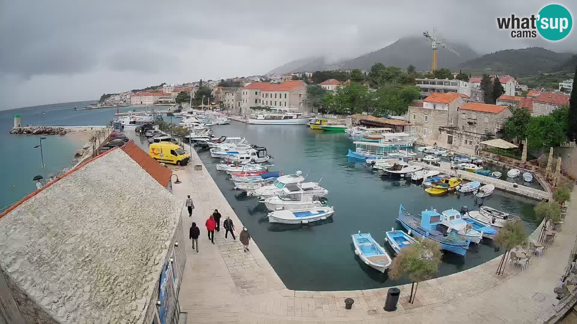 Webcam Bol Harbour – Live View of Bol Riva & Marina