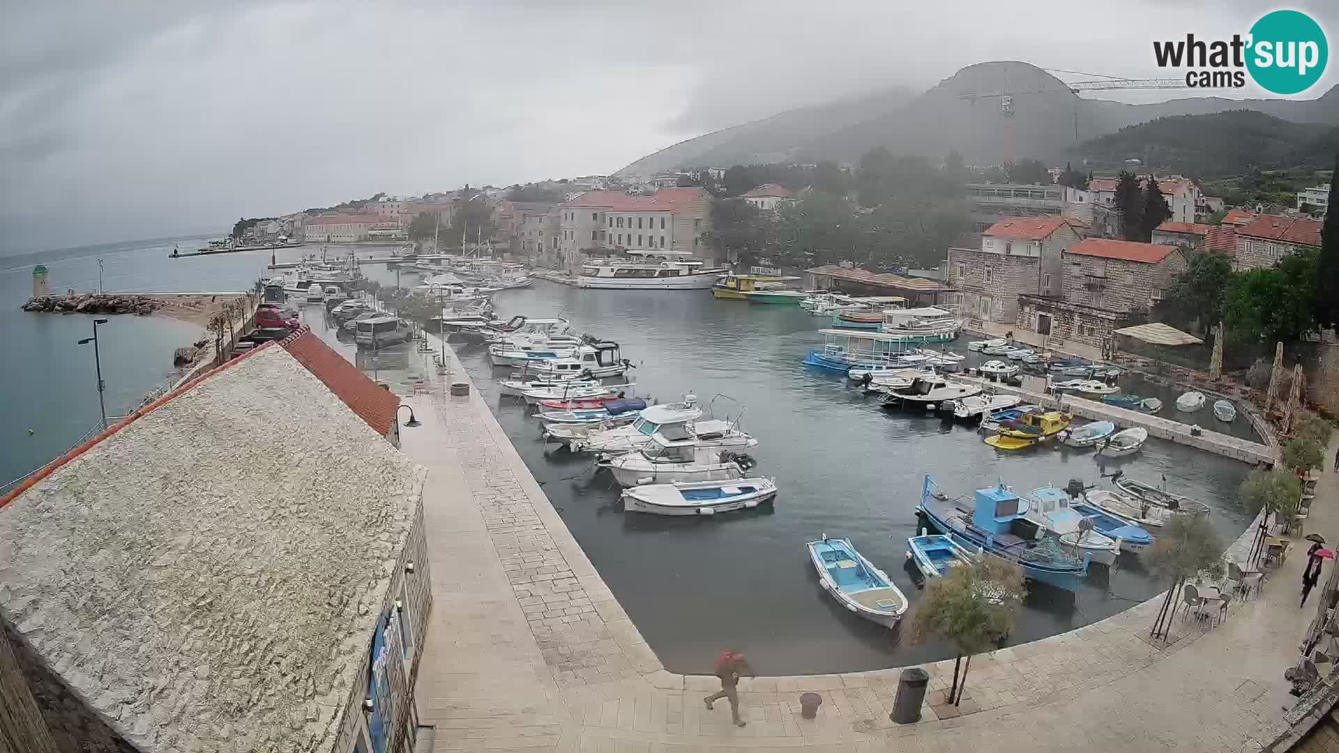Webcam Bol Hafen – Liveblick auf Bol Riva & Marina