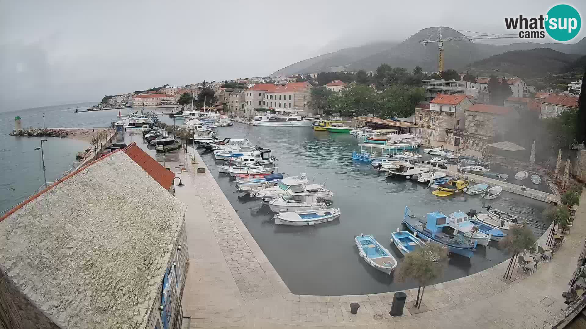 Webcam Bol Hafen – Liveblick auf Bol Riva & Marina
