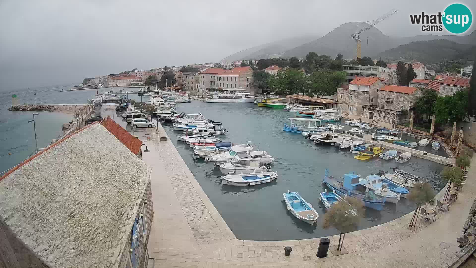 Webcam Bol Hafen – Liveblick auf Bol Riva & Marina
