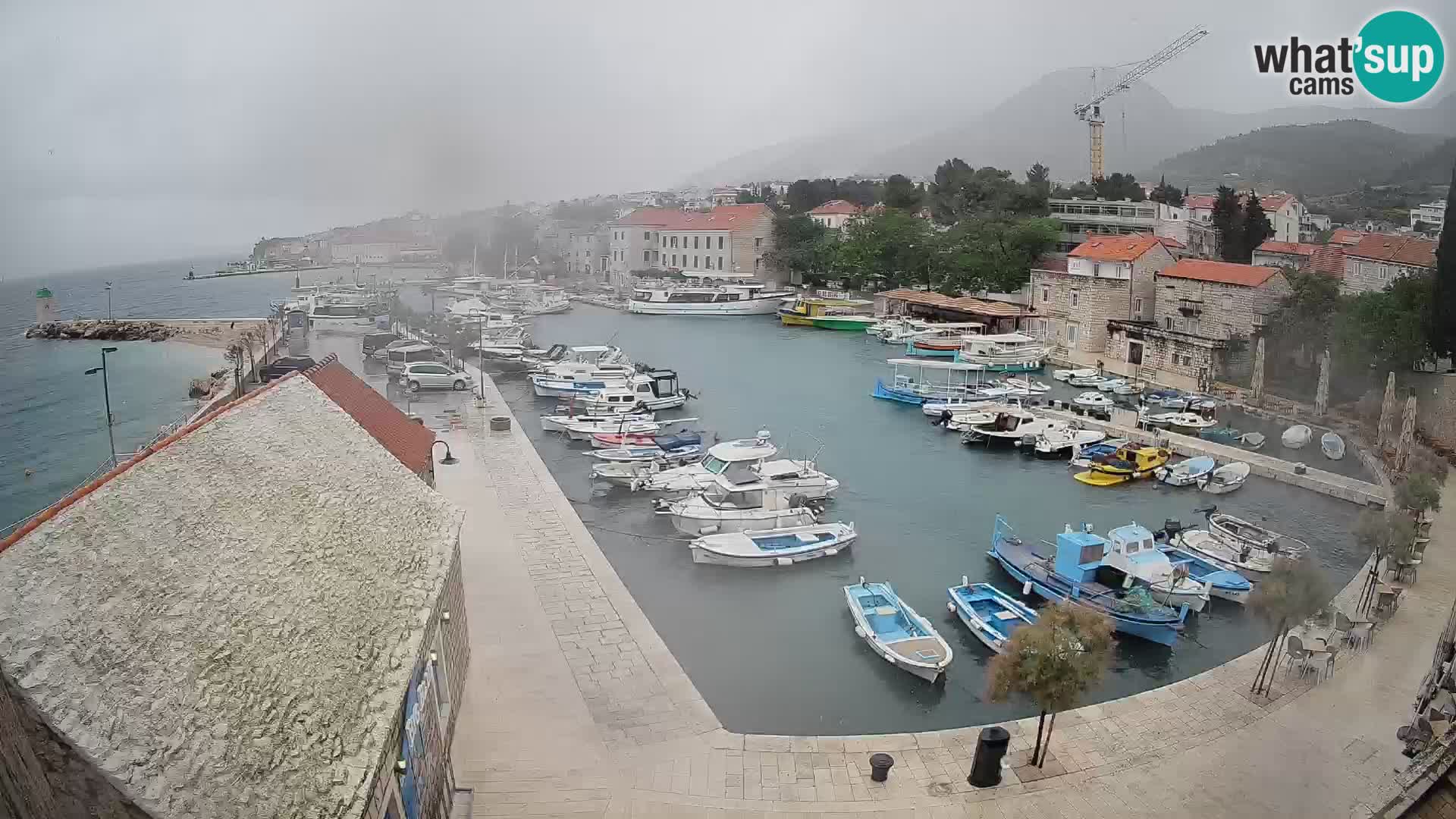 Webcam Bol Harbour – Live View of Bol Riva & Marina
