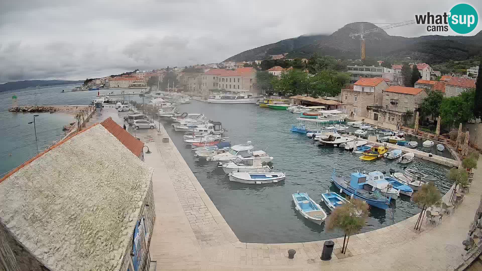 Webcam Bol Harbour – Live View of Bol Riva & Marina