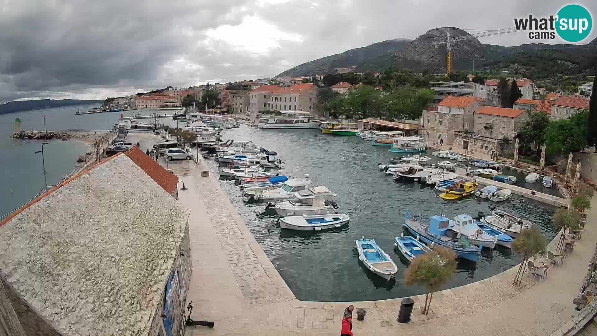Webcam Bol Harbour – Live View of Bol Riva & Marina