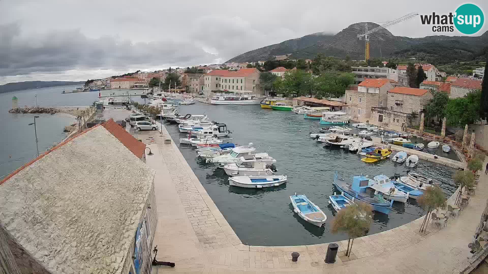 Webcam Bol Harbour – Live View of Bol Riva & Marina