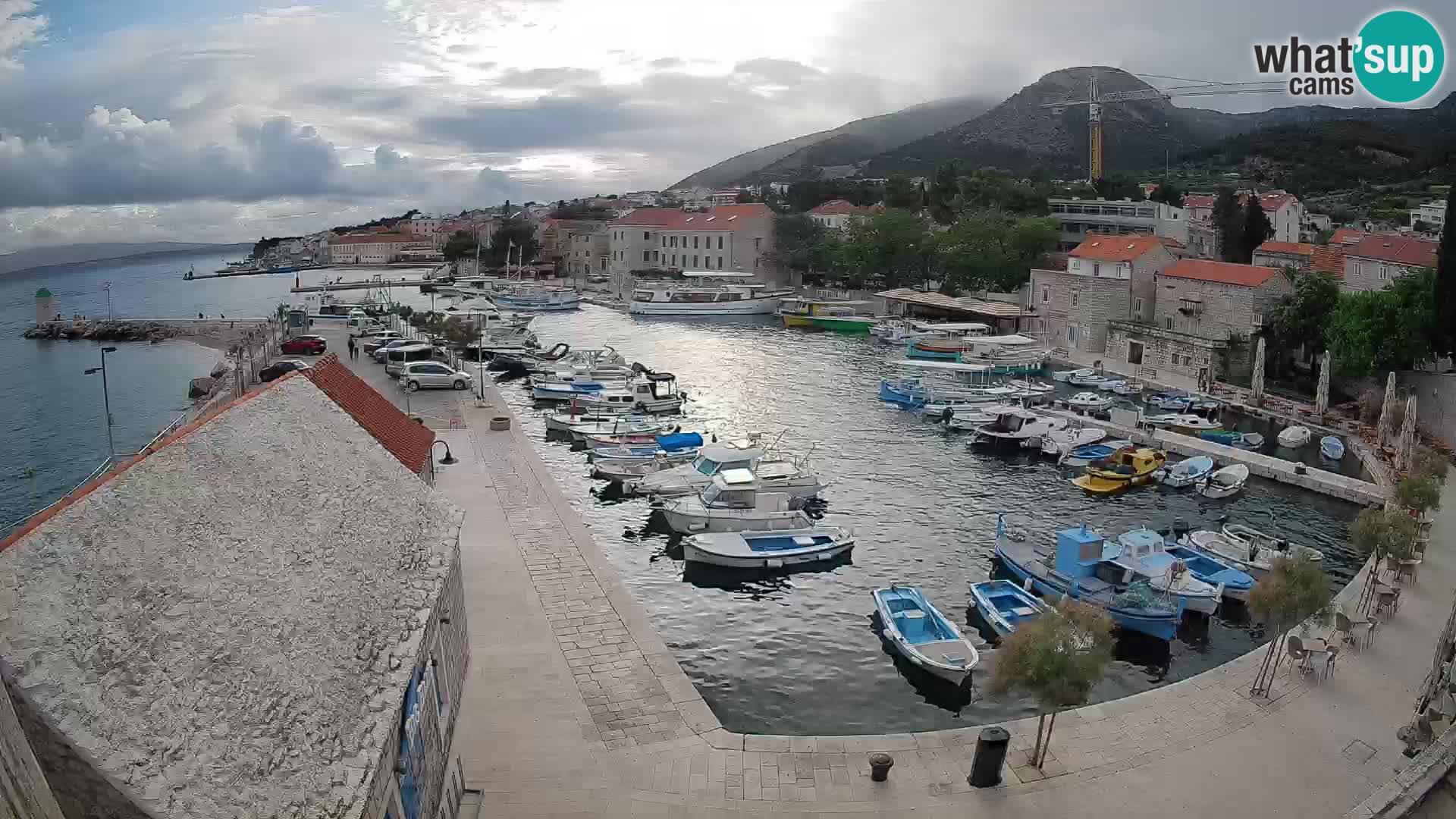 Webcam Bol Harbour – Live View of Bol Riva & Marina