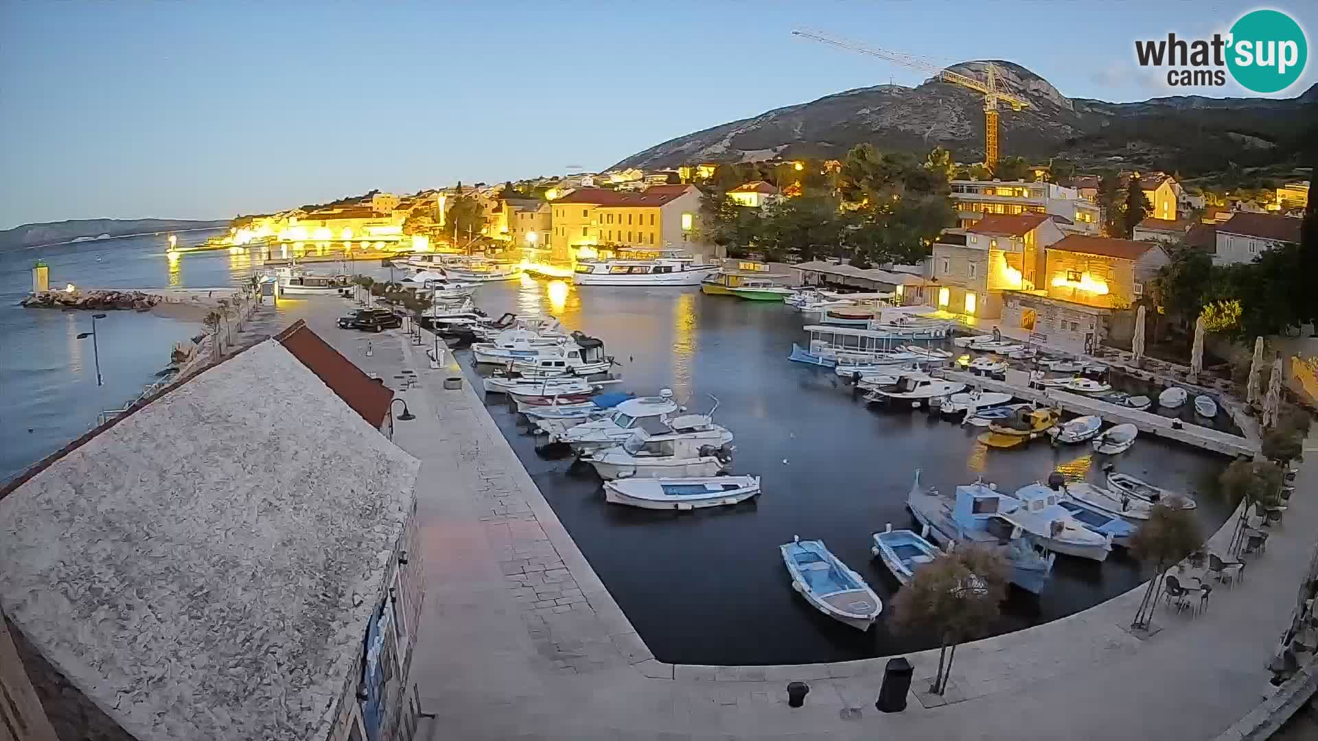 Webcam Bol Harbour – Live View of Bol Riva & Marina