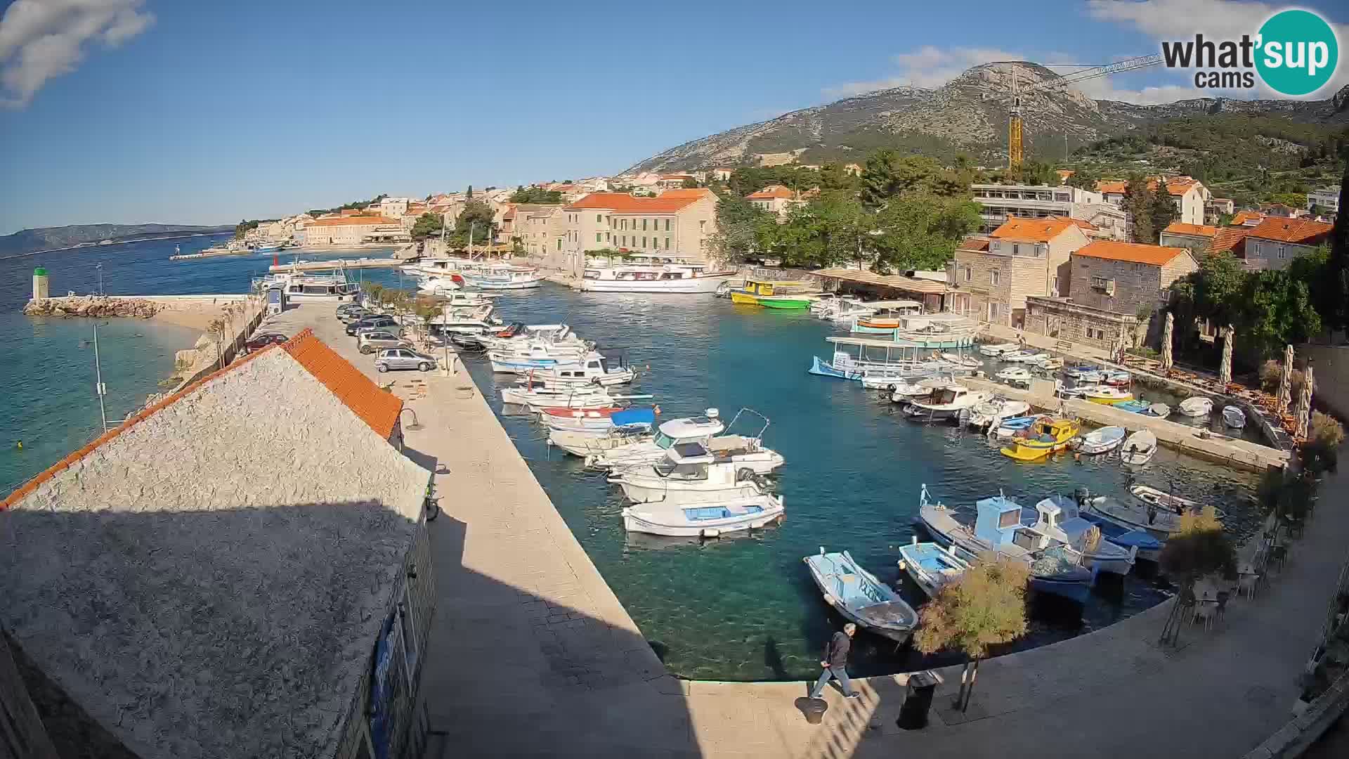 Webcam Bol Harbour – Live View of Bol Riva & Marina
