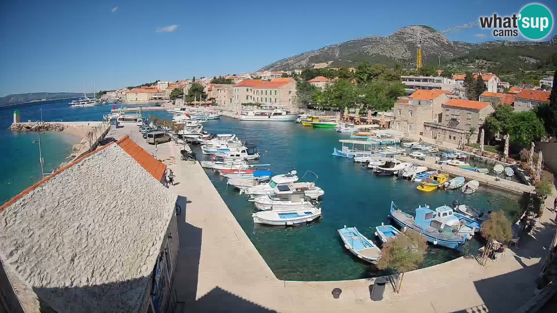 Webcam Bol Harbour – Live View of Bol Riva & Marina