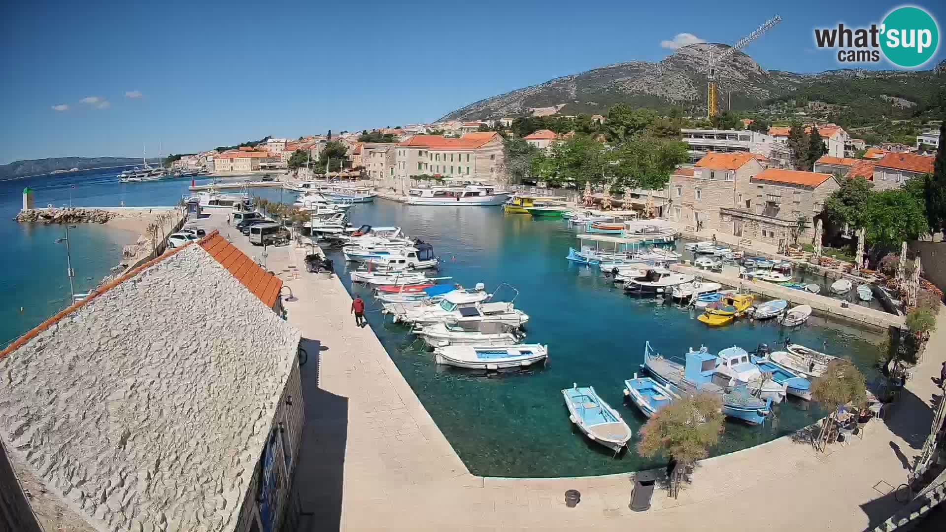 Webcam Bol Hafen – Liveblick auf Bol Riva & Marina
