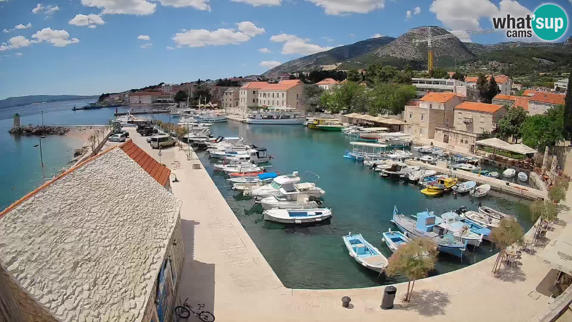 Webcam Bol Harbour – Live View of Bol Riva & Marina