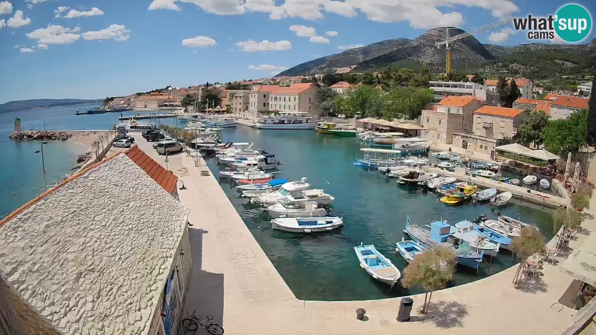 Webcam Bol Harbour – Live View of Bol Riva & Marina