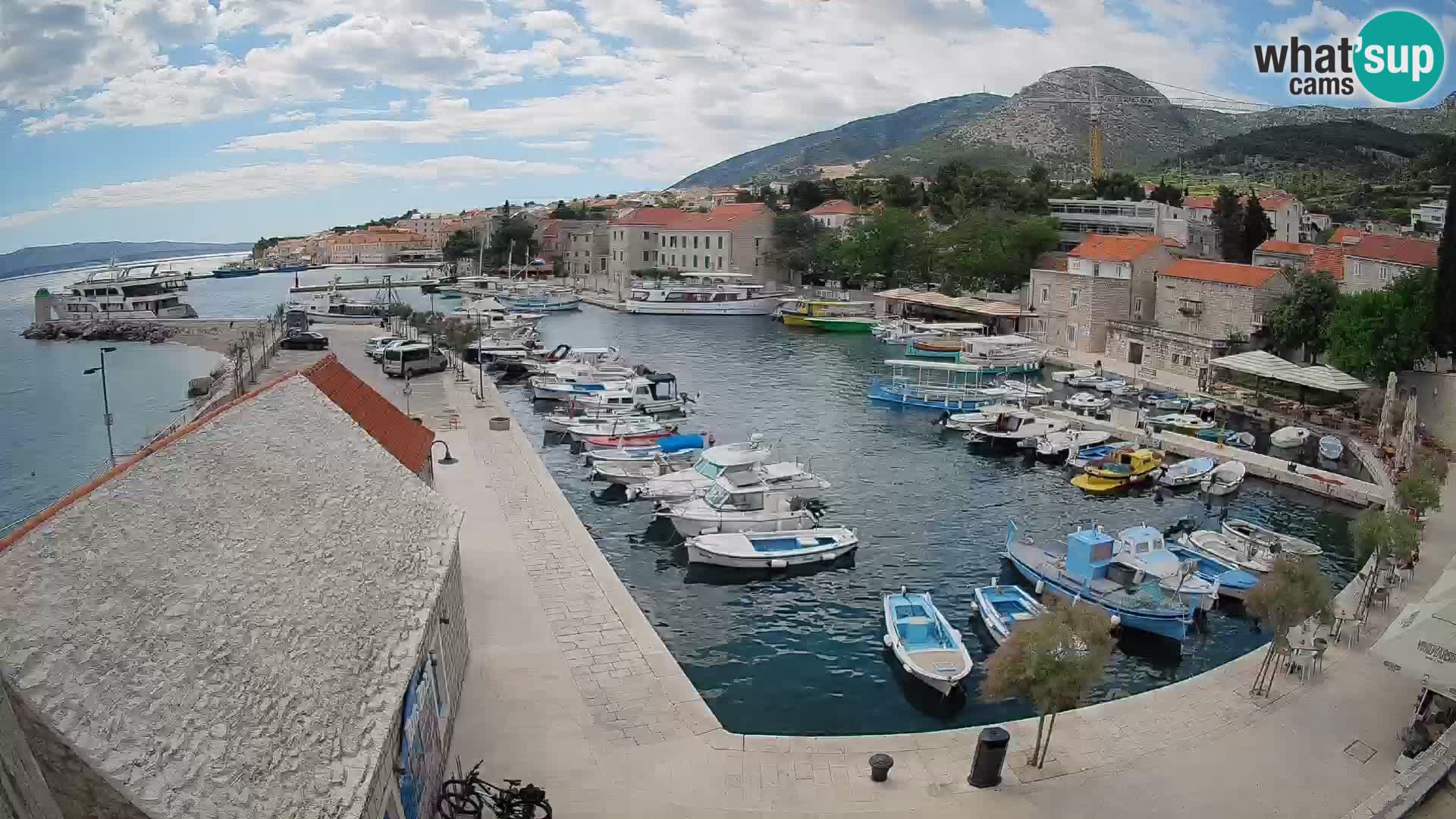 Webcam Bol Harbour – Live View of Bol Riva & Marina