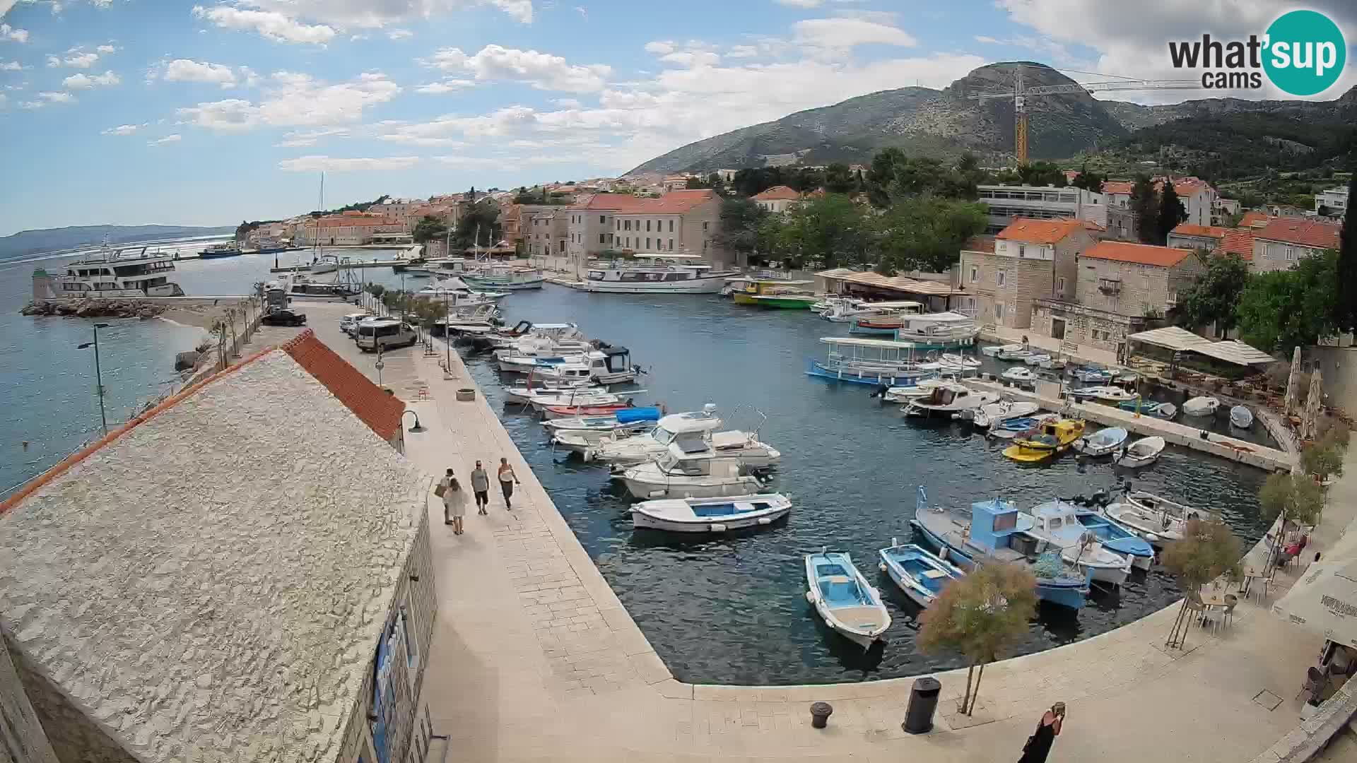Webcam Bol Harbour – Live View of Bol Riva & Marina