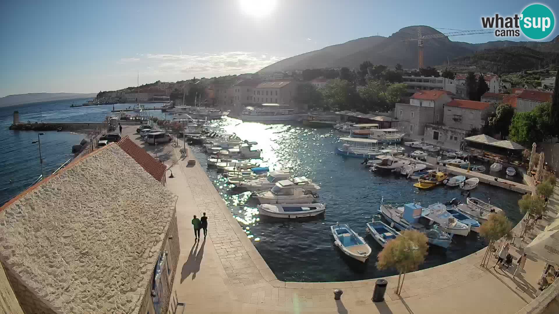 Webcam Bol Hafen – Liveblick auf Bol Riva & Marina