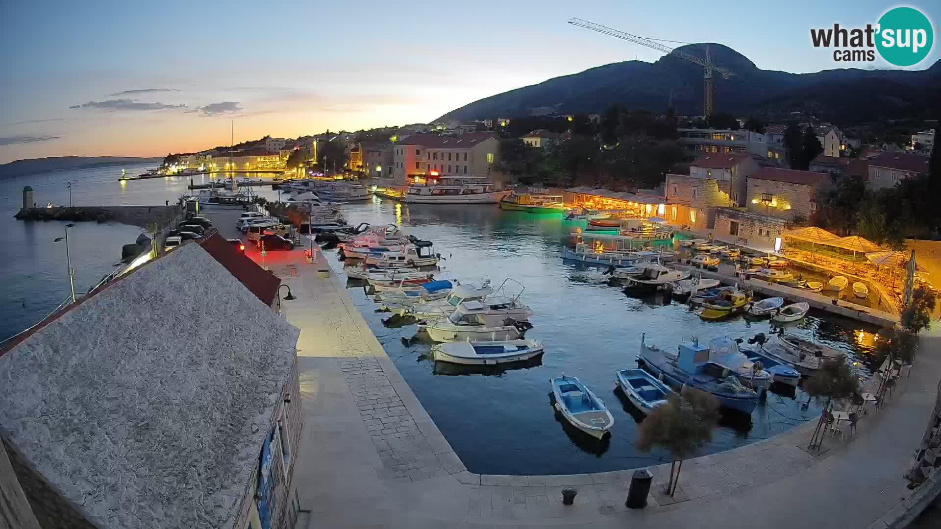 Webcam Bol Harbour – Live View of Bol Riva & Marina