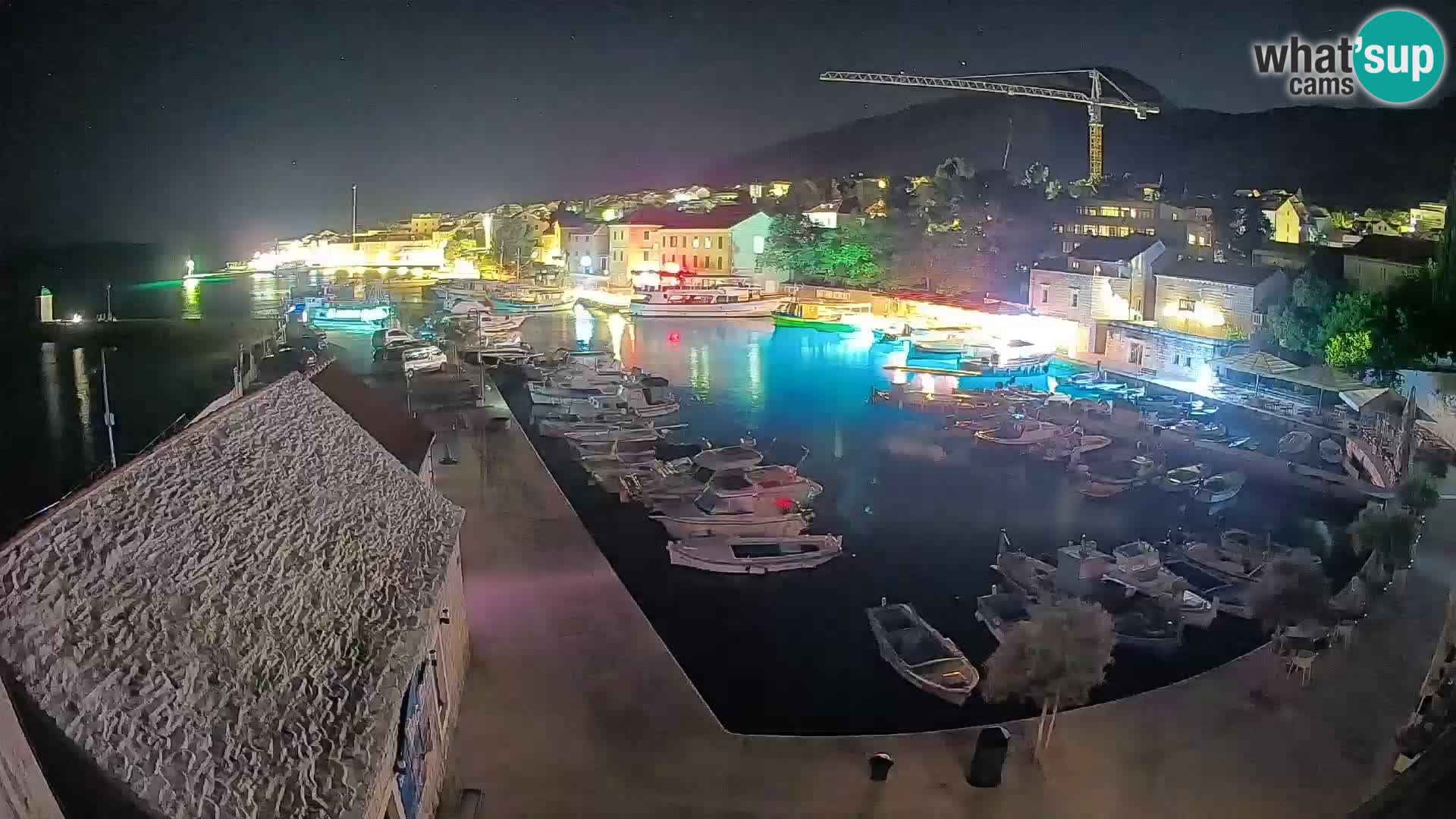 Webcam Bol Hafen – Liveblick auf Bol Riva & Marina
