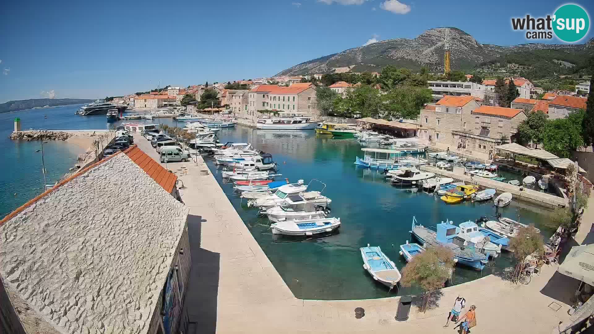 Webcam Bol Hafen – Liveblick auf Bol Riva & Marina