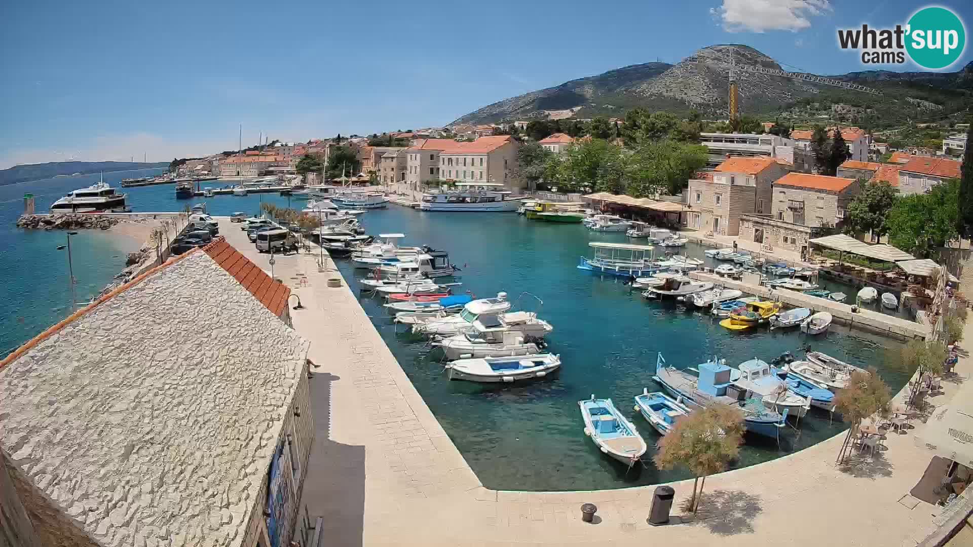 Webcam Bol Harbour – Live View of Bol Riva & Marina