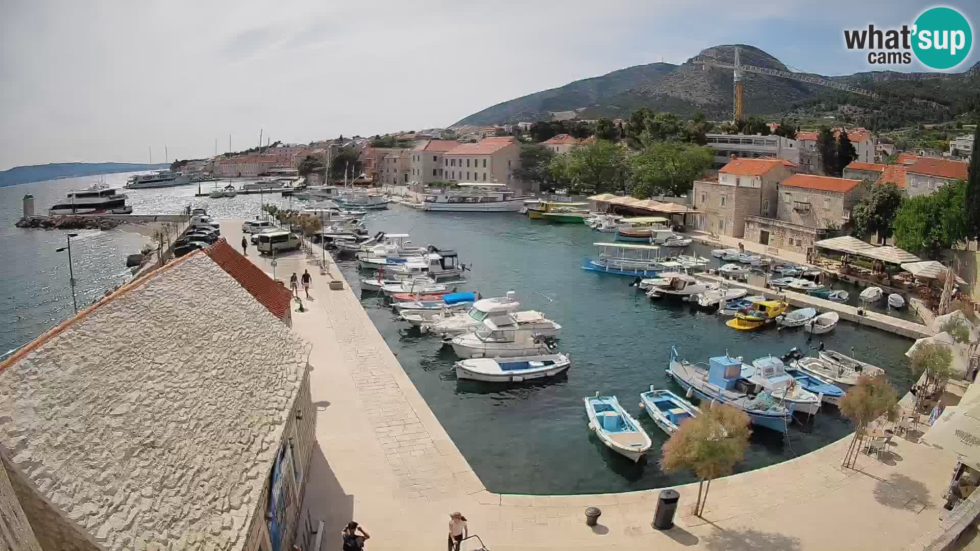 Webcam Bol Harbour – Live View of Bol Riva & Marina