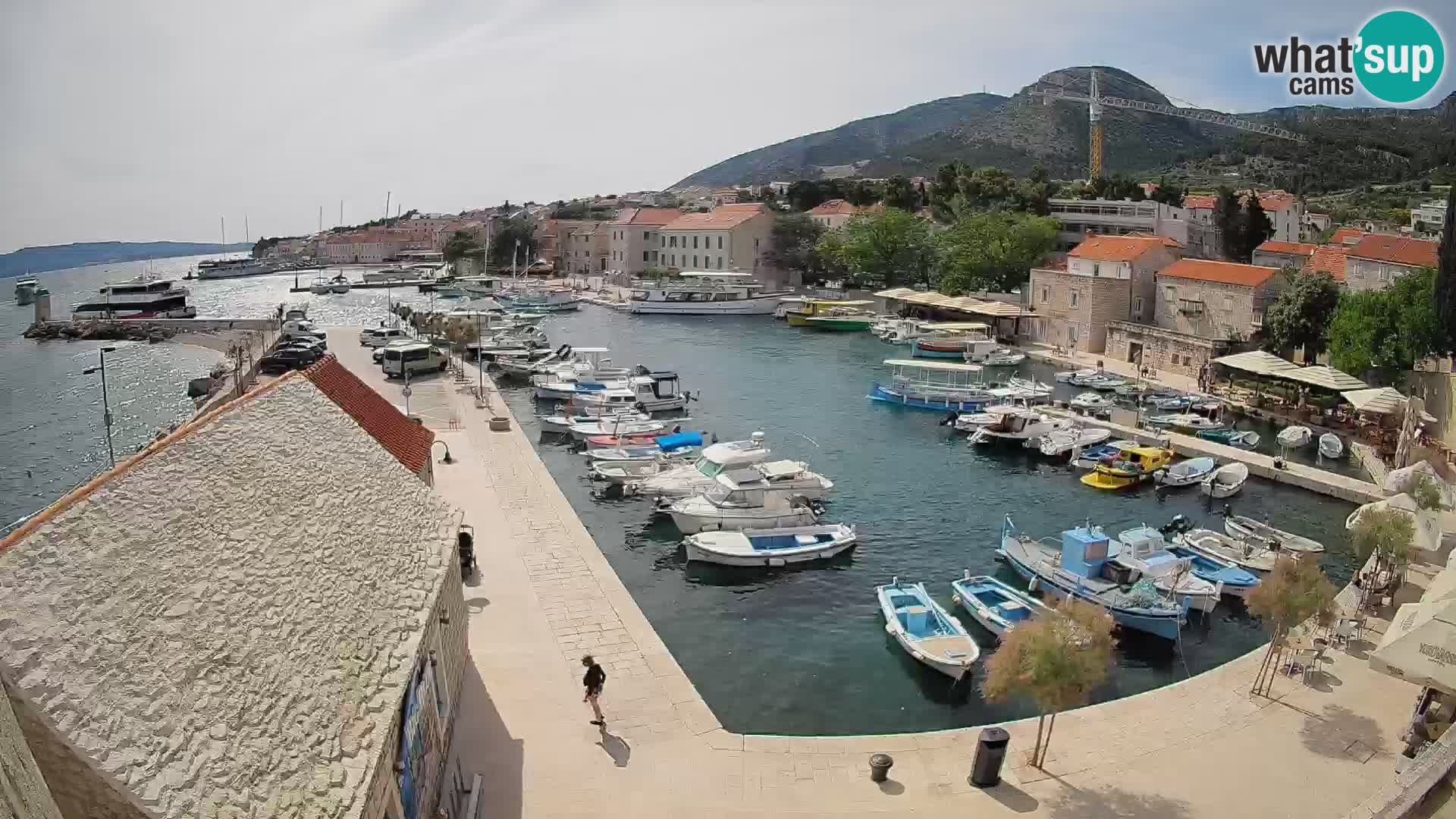 Webcam Bol Harbour – Live View of Bol Riva & Marina