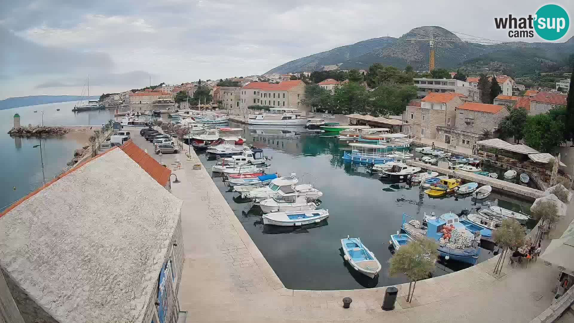 Webcam Bol Harbour – Live View of Bol Riva & Marina