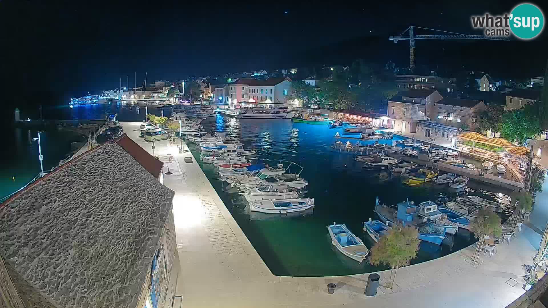 Webcam Bol Harbour – Live View of Bol Riva & Marina