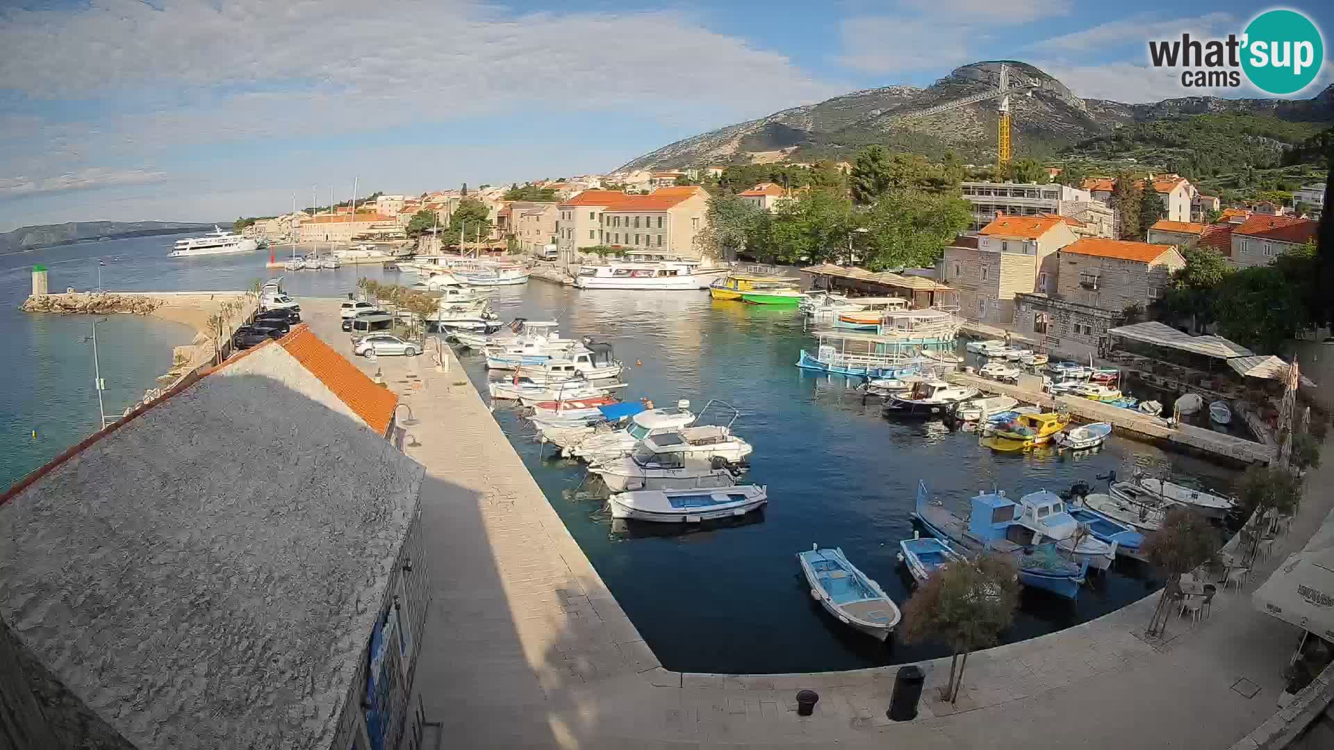Webcam Bol Harbour – Live View of Bol Riva & Marina