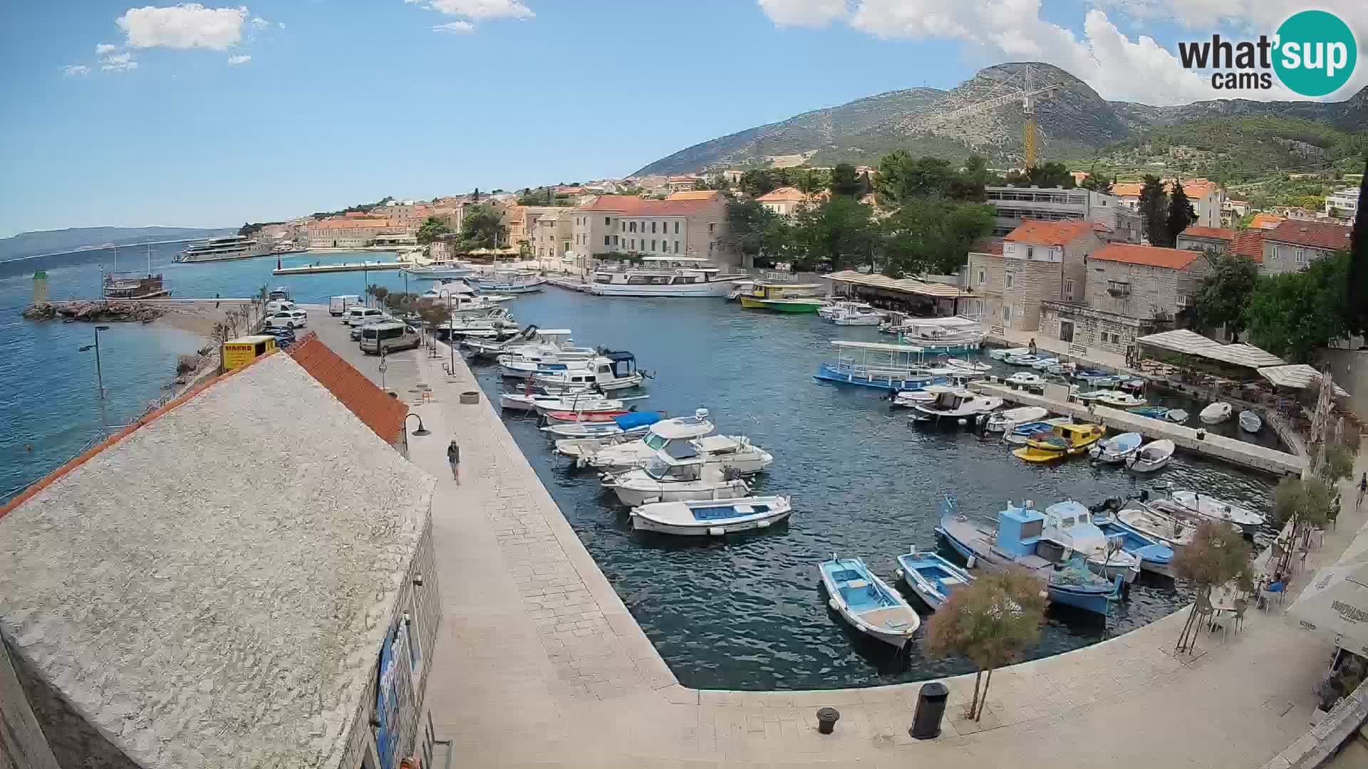 Webcam Bol Harbour – Live View of Bol Riva & Marina