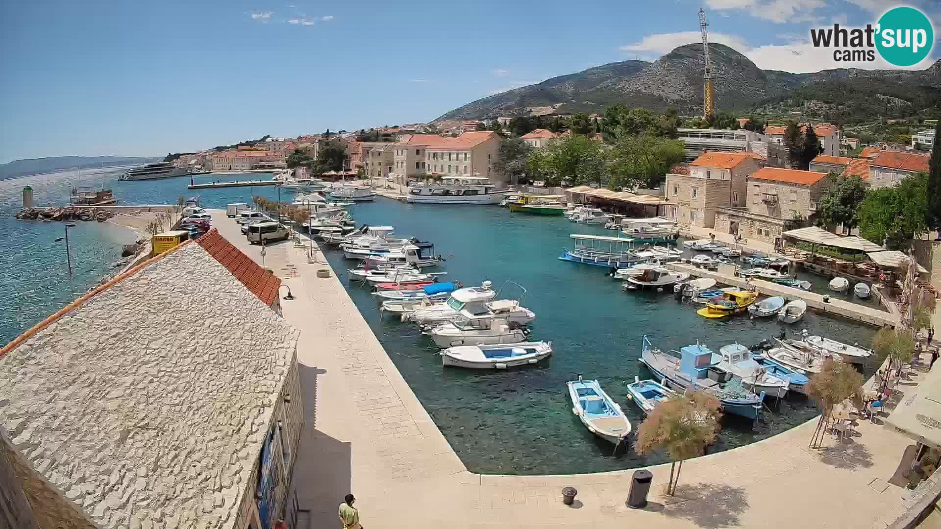 Webcam Bol Harbour – Live View of Bol Riva & Marina
