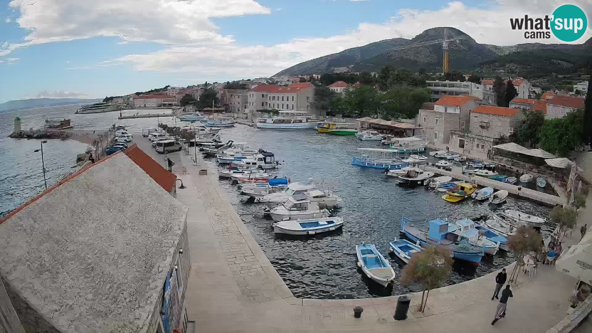 Webcam Bol Hafen – Liveblick auf Bol Riva & Marina