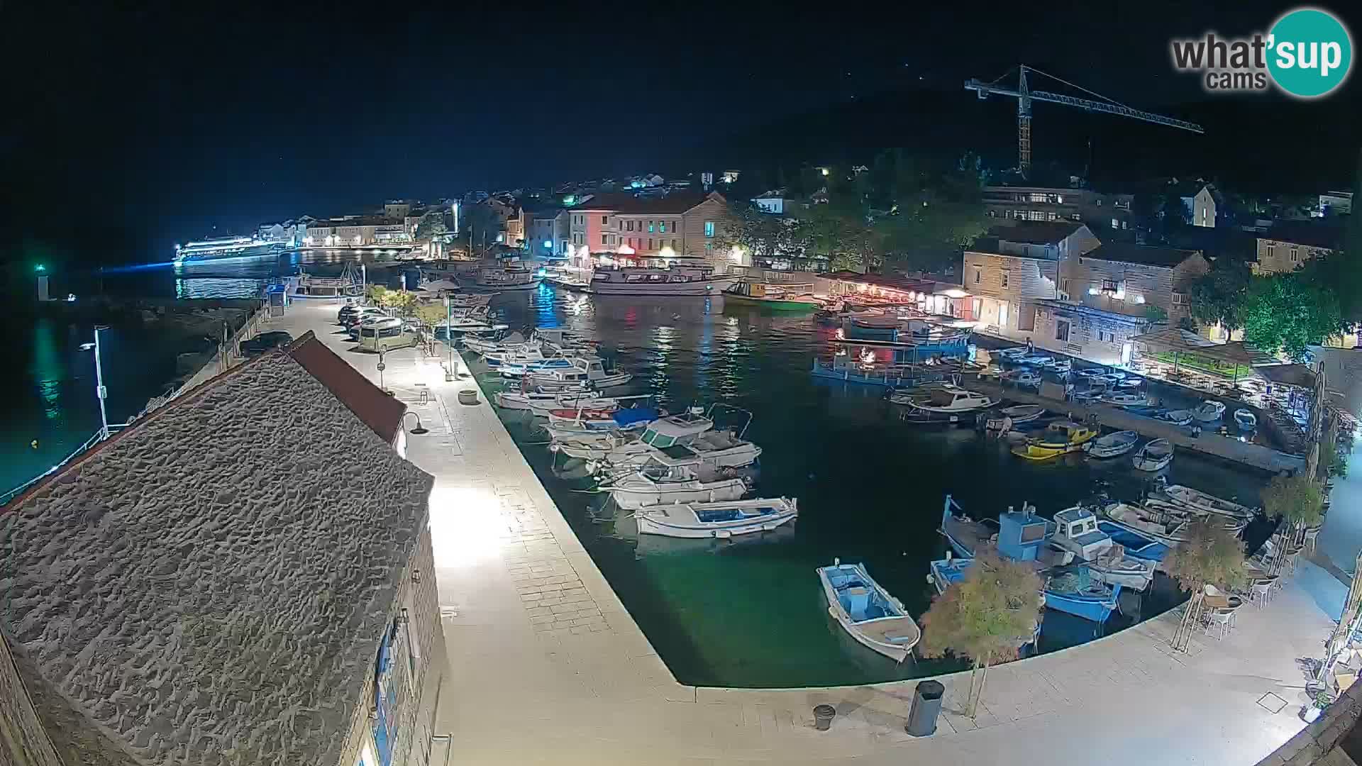 Webcam Bol Hafen – Liveblick auf Bol Riva & Marina