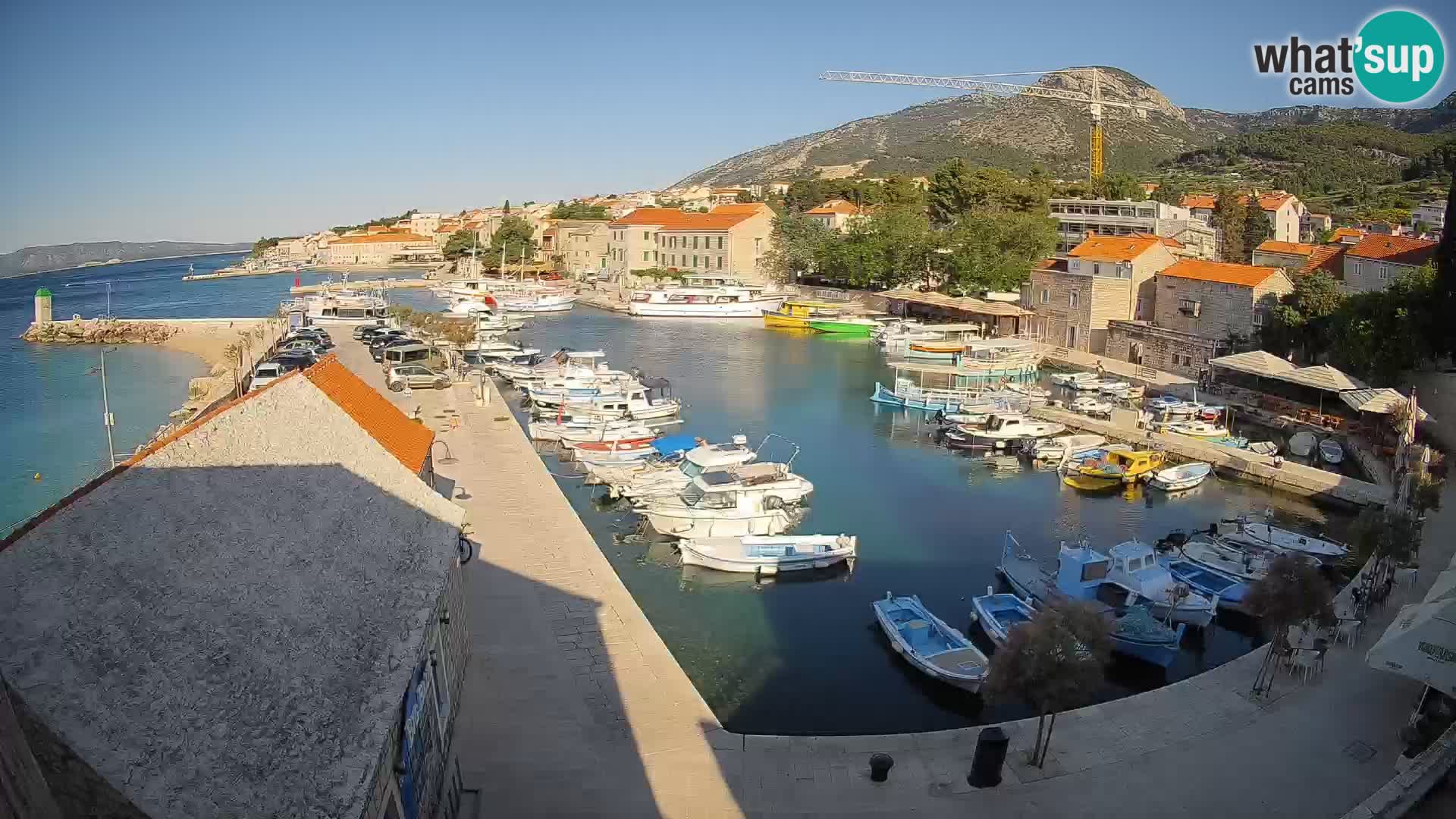 Webcam Bol Harbour – Live View of Bol Riva & Marina