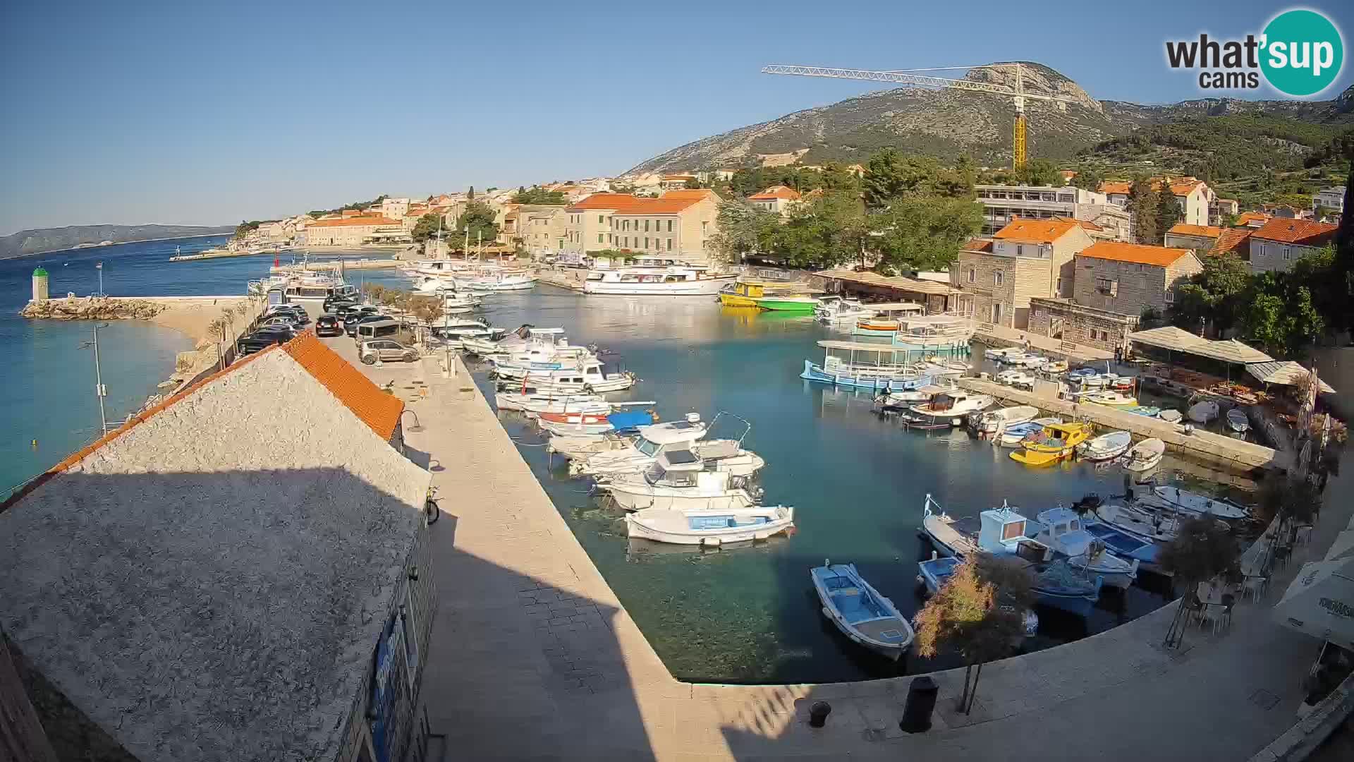Webcam Bol Harbour – Live View of Bol Riva & Marina