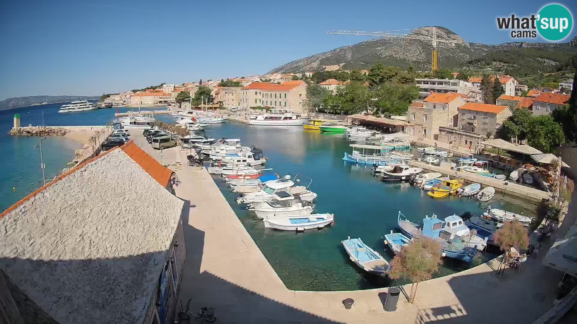 Webcam Bol Harbour – Live View of Bol Riva & Marina