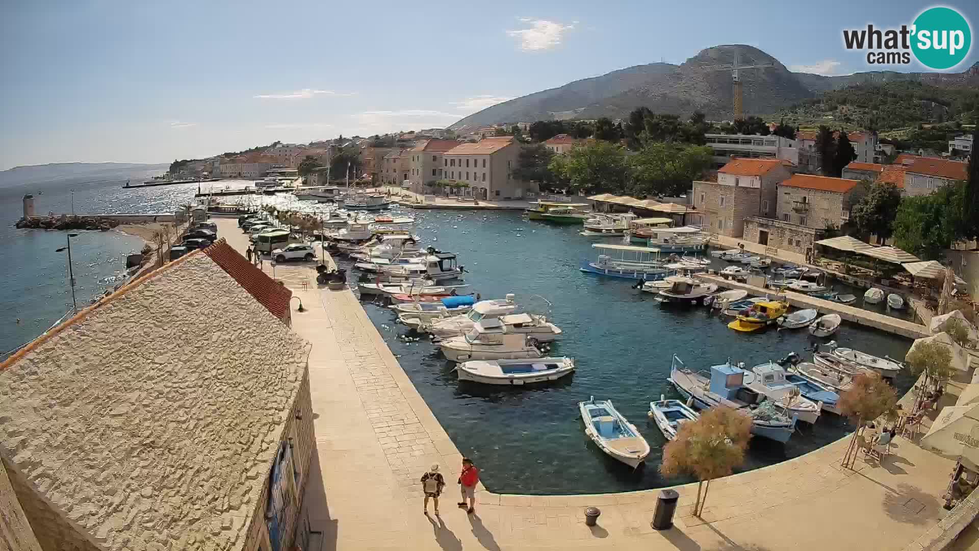 Webcam Bol Harbour – Live View of Bol Riva & Marina